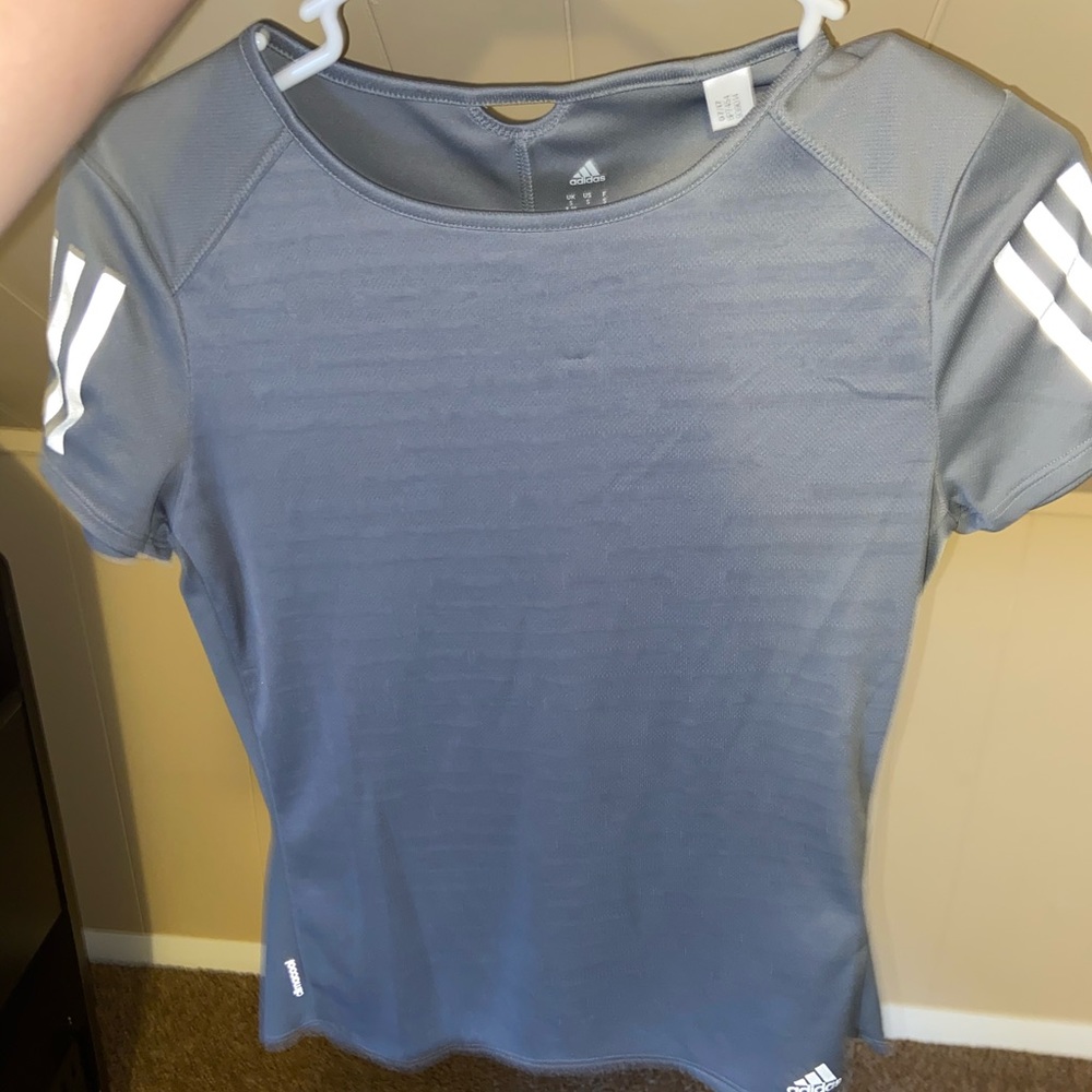 Shirts - Picture 3 of 8